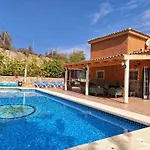 Casa Kenaz *